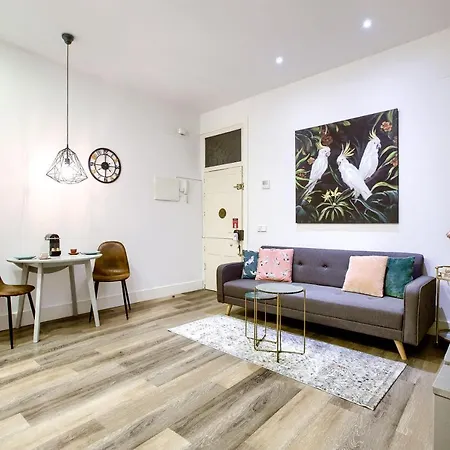 Apartment Atocha - De 2 *