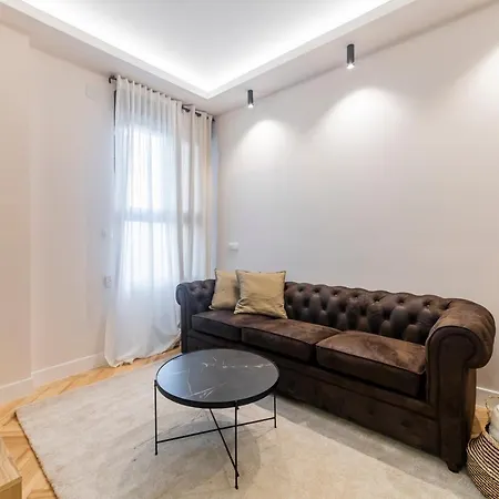 Elite By Edsam, In Apartment