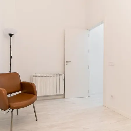 Acogedor Y Comodo A/c شقة مدريد
