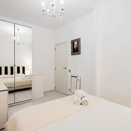 Flamenco Style Palacio Real, La Latina Apartment Madrid