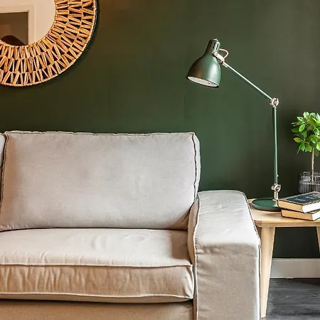 Queens Plaza Mayor I Apartment Madrid
