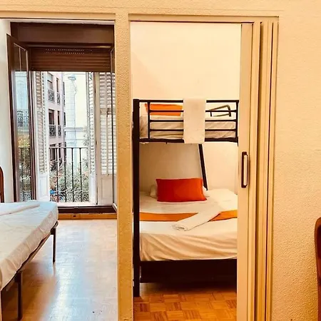 In Downtown Next To Plaza Callao Apartamento Madrid