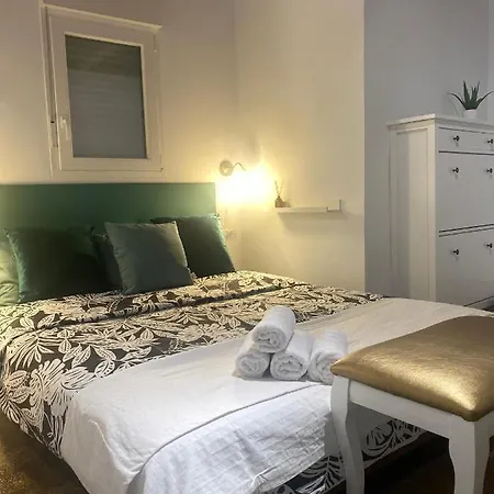 Elenahost Park Center 5 *