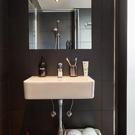 Hotel The Social Hub 4 Star Madrid