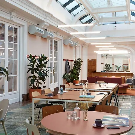 The Social Hub 4 Star Madrid