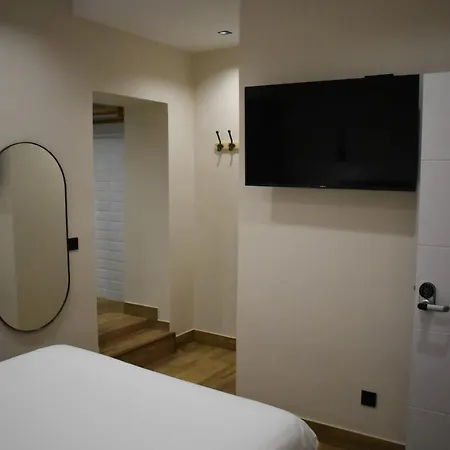 Guest house Pacorooms Madrid