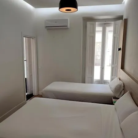 Guest house Manuela By Gaiarooms Madrid