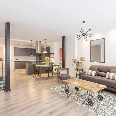 Large And Vanguardist- 2bd 2bth- Letras Apartment Madrid