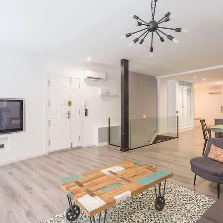 Apartment Large And Vanguardist- 2bd 2bth- Letras *