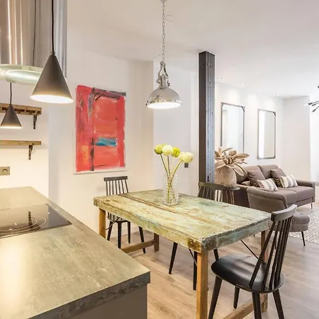 Large And Vanguardist- 2bd 2bth- Letras Apartment Madrid