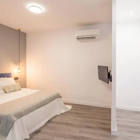 Apartment Large And Vanguardist- 2bd 2bth- Letras Madrid