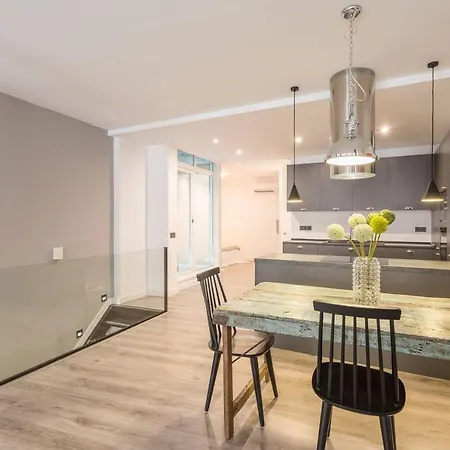 Large And Vanguardist- 2bd 2bth- Letras Apartment Madrid