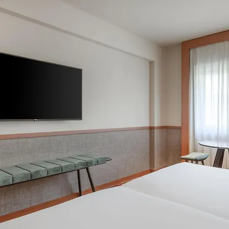 Hotel Ac Aravaca By Marriott Madrid