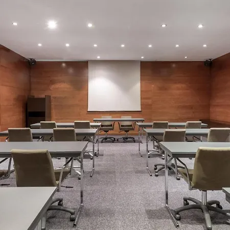 Hotel Ac Aravaca By Marriott