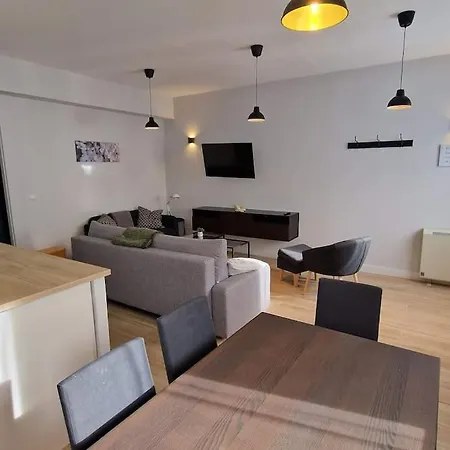 Loft En Junto Al Metro. Apartment