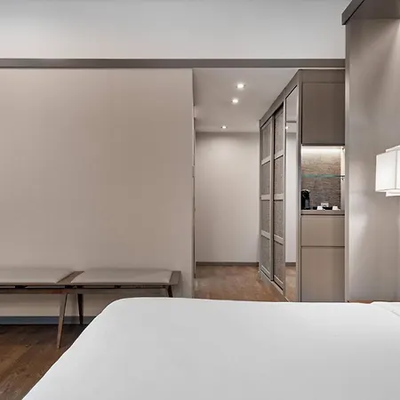 Ac Recoletos By Marriott Hotel