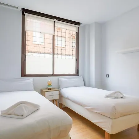 Bright Modern - 2bedrooms 2baths -cuatro Caminos Apartment Madrid