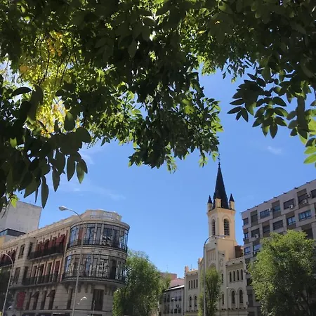 Encanto Santiago Bernabeu- Castellana Apartment