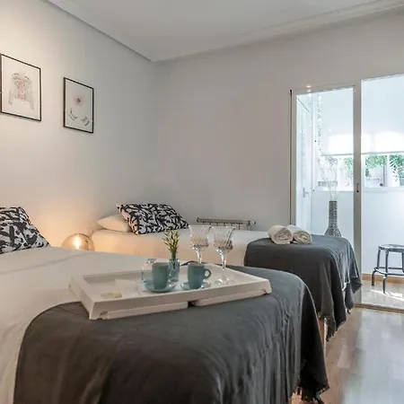 Ifema Deluxe - Aeropuerto I - Eleven Host Apartamento
