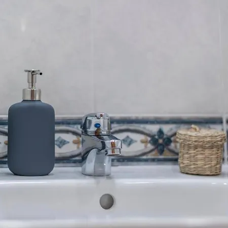 Ifema Deluxe - Aeropuerto I - Eleven Host Apartamento Madri