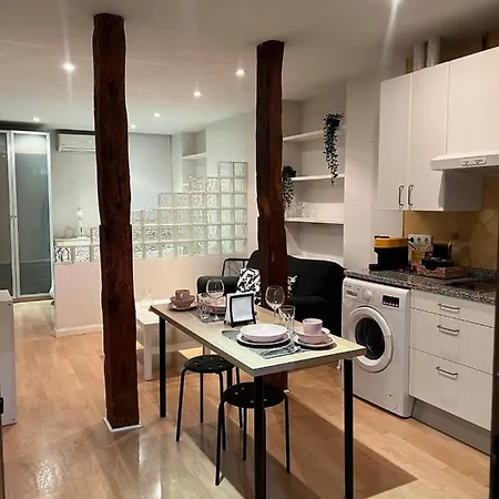 Apartamento En El Corazon De 아파트 마드리드