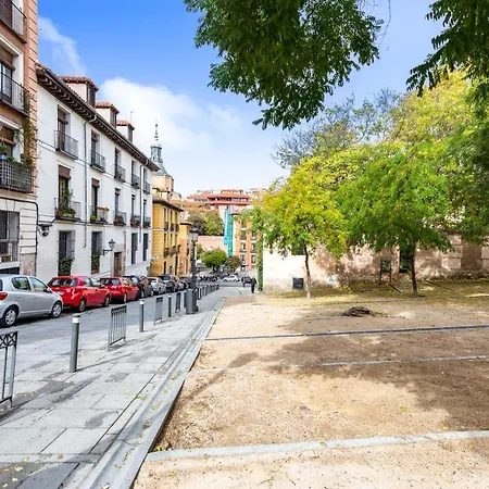 Downtown La Latina Grupos, By Monaro***** * Madrid