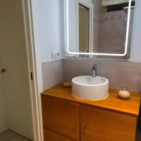 Alojamiento Cerca Del Estadio Santiago Bernabeu Apartment