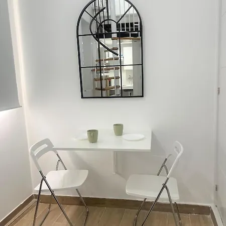 Comodo Y Acogedor Apartamento En El Barrio De Chueca, Gran Via Con Aire Acondicionado