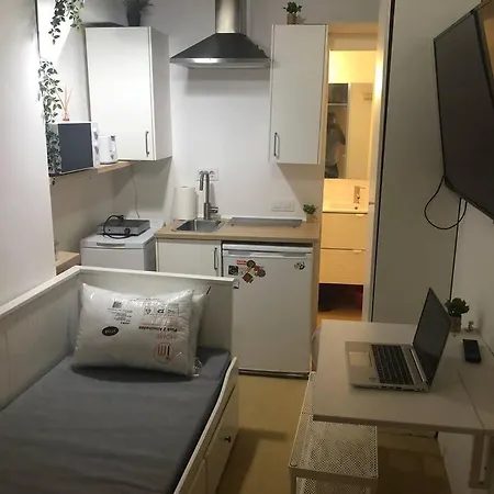 Tesoro 8-2 Apartamento Individual * مدريد