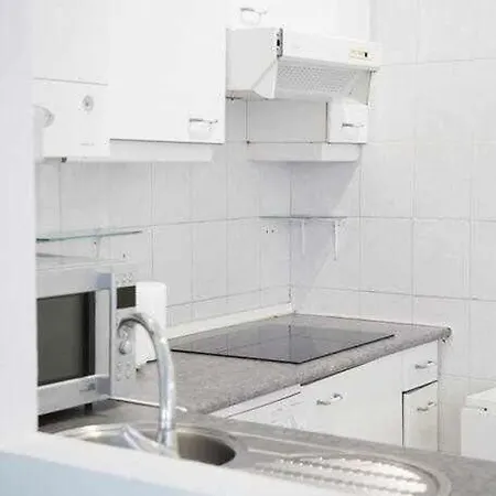 Un Fascinante Estudio En Centro Apartment Madrid