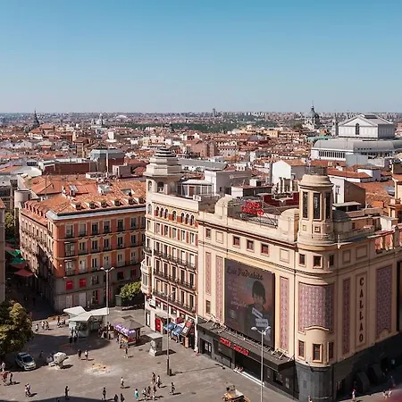 Charlotte-gran Via Hostel Madrid
