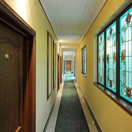Hotel Julia 2*