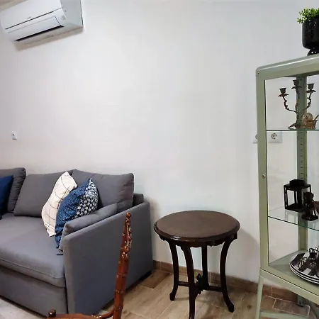 Angy Chueca Gran Via Apartment