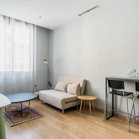 Modern Bright -1bedroom 1bath -cuatro Caminos Apartment