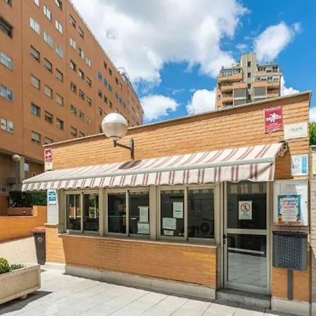 Appartamento Impresionante De 4 3 Banos Y 2 Plazas De Garaje Madrid