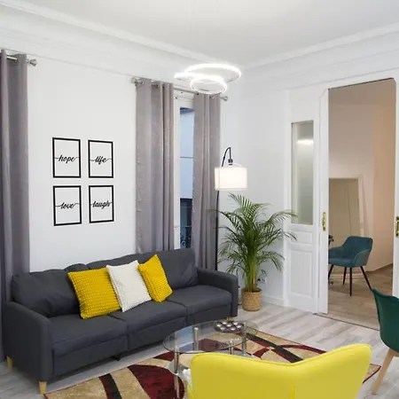 Apartment Lujosa En Cortes