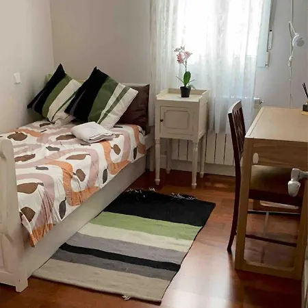 Sharing La Justicia Quarto em Acomodações Particulares Madri