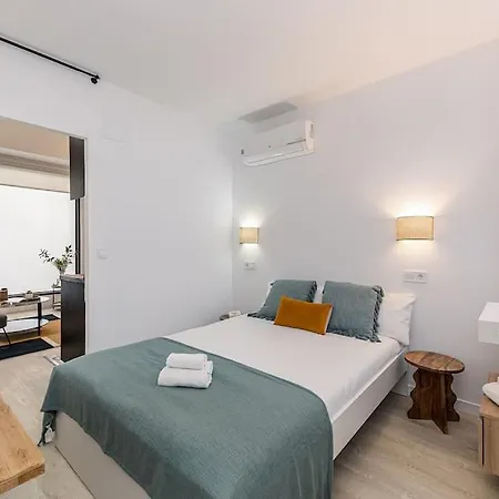 Duplex In B. Salamaca - Wizink Center 6 Pax H126 شقة *