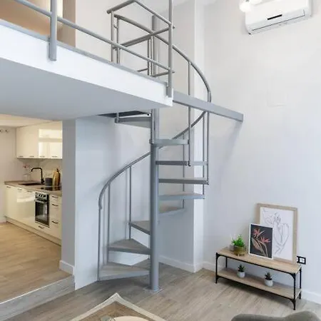 Moderno Loft En Ronda De Segovia-1 Madrid