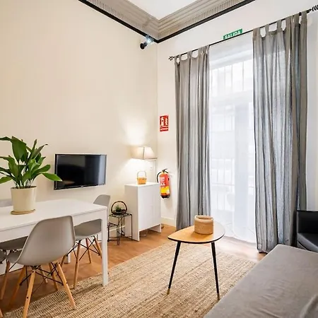 Chamberi - Quiet Flat, Ideal For Families Cas Apartment Madrid