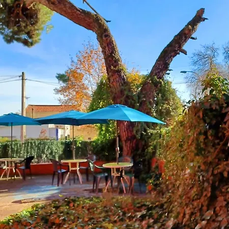 מלון Aravaca Garden מדריד