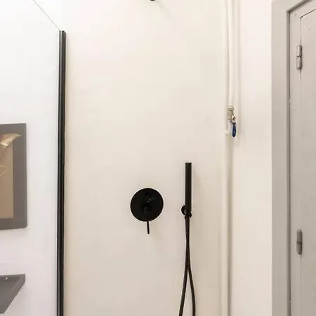 Unico, Amplio Y Luminoso
