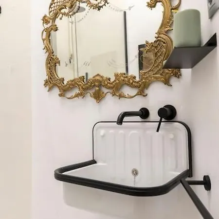 Unico, Amplio Y Luminoso