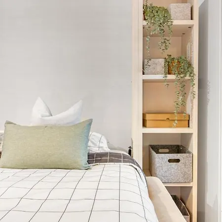 Cozy Penthouse, 20 Min To Downtown, Alcala Norte Appartement