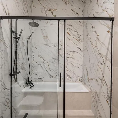 Malasana VII 3Br 3Bh Apartment Madrid