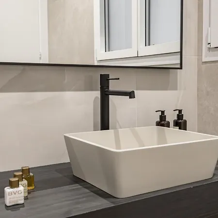 Malasana VII 3Br 3Bh Apartment *