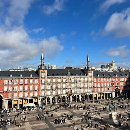 Plaza Mayor Private Terrace Apartment *