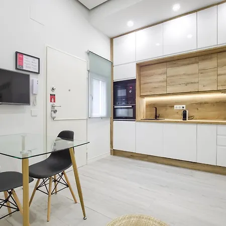 Apartment Charming El Carmen - Madrid