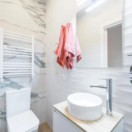 Palacio Real Downtown,by Monaro***** Apartment Madrid