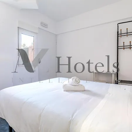 Guest house Ayz Ulises - Auto Check-in Madrid